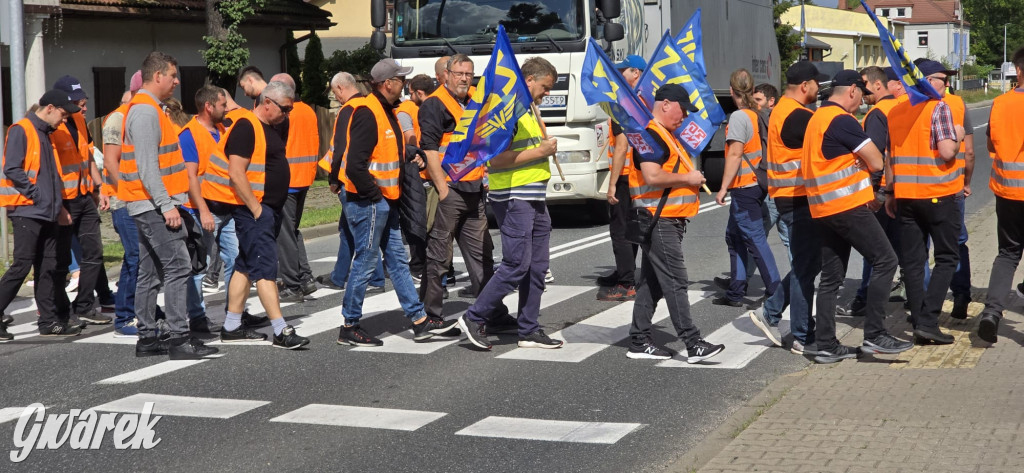 Tarnowskie Góry. Tu nie przejedziecie. Trwa protest