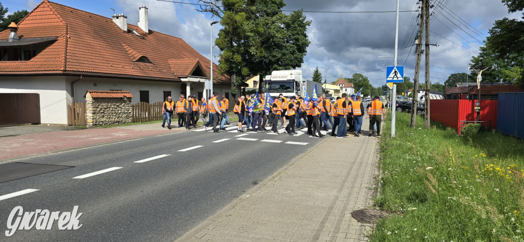 Tarnowskie Góry. Tu nie przejedziecie. Trwa protest