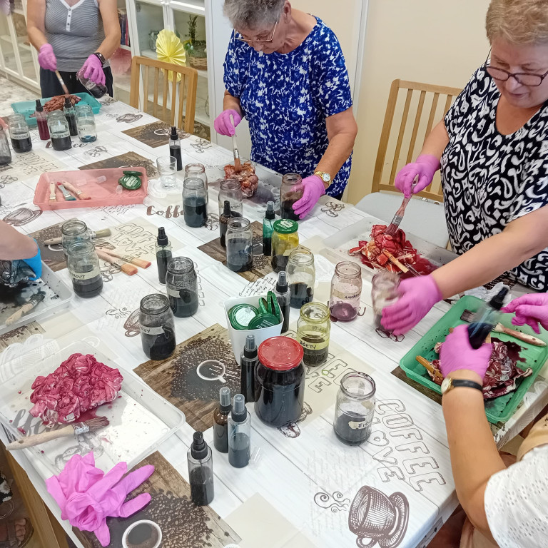 Fartuchy na rozgrzewkę. Warsztaty dla seniorów