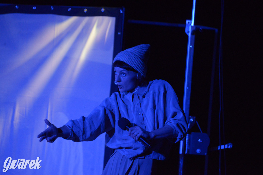 Teatralne Parkowanie: Fuzja o Powstaniu Warszawskim