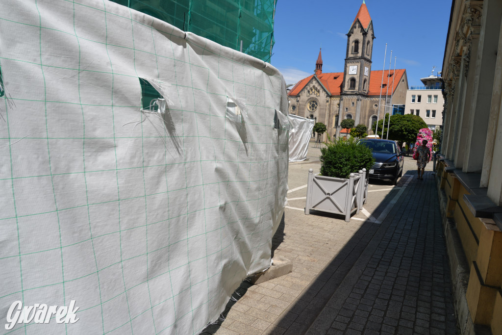 Tarnowskie Góry. Remont i zajęty parking