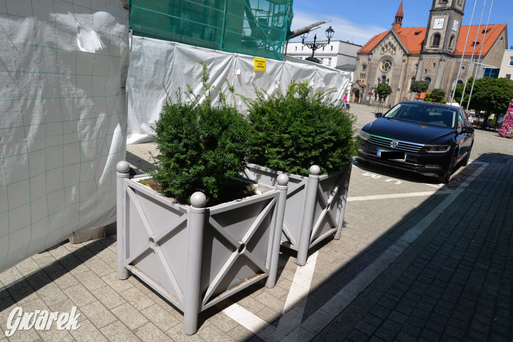 Tarnowskie Góry. Remont i zajęty parking