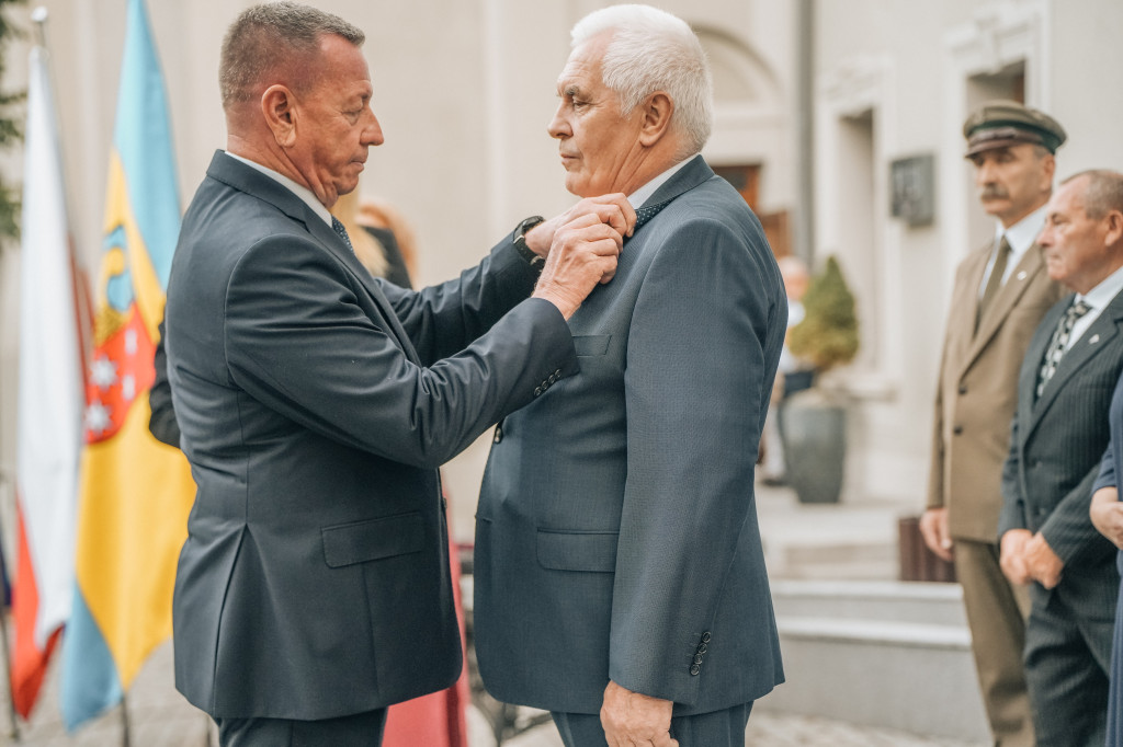 Nasi mieszkańcy z Krzyżami Zasługi