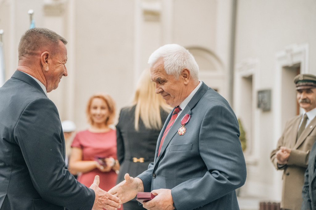 Nasi mieszkańcy z Krzyżami Zasługi