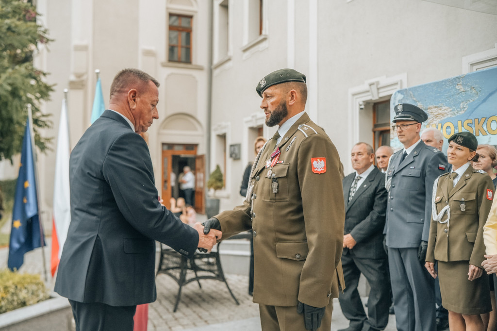 Nasi mieszkańcy z Krzyżami Zasługi