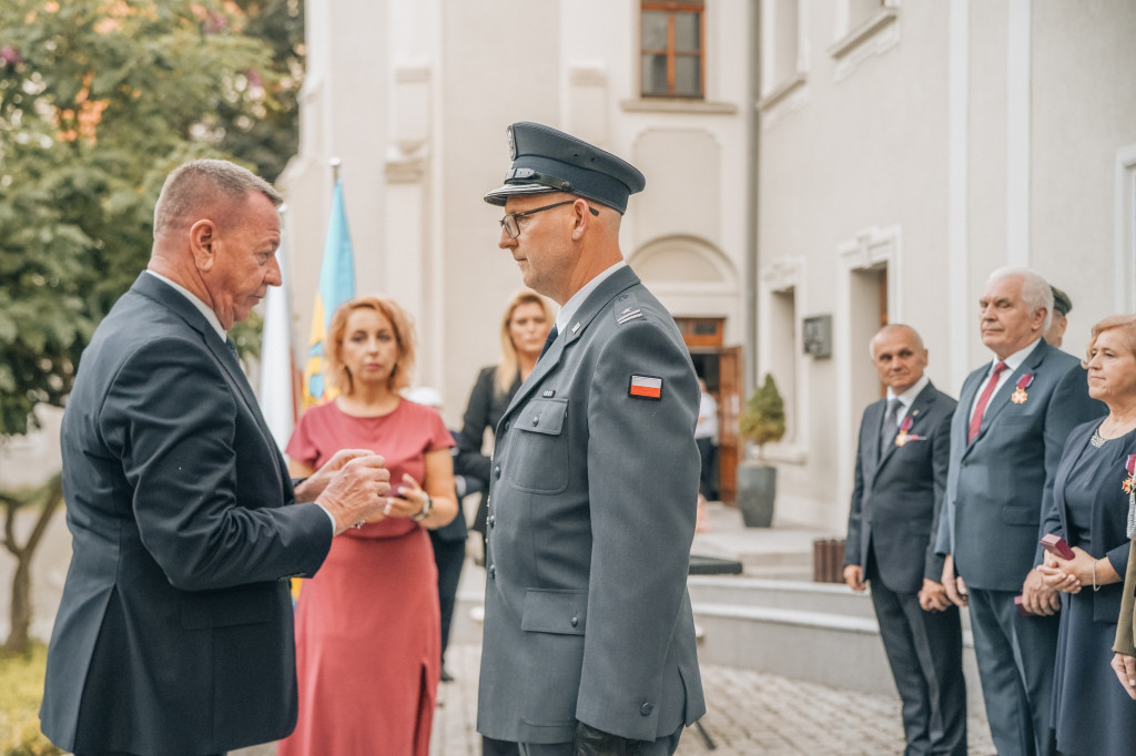 Nasi mieszkańcy z Krzyżami Zasługi