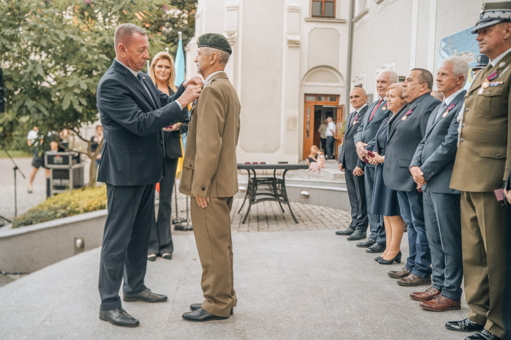 Nasi mieszkańcy z Krzyżami Zasługi