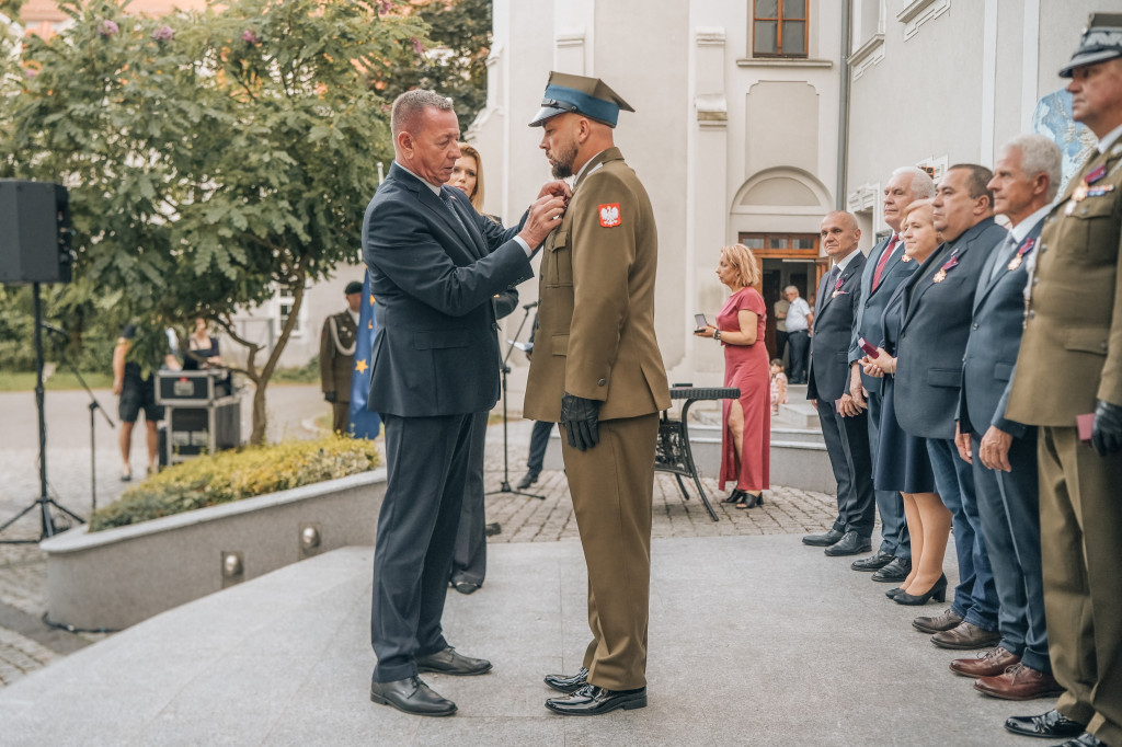 Nasi mieszkańcy z Krzyżami Zasługi