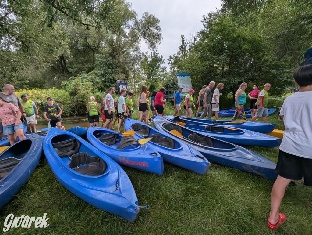 Śmiech i odrobina adrenaliny – Cidrowy Spływ Kajakowy za nami
