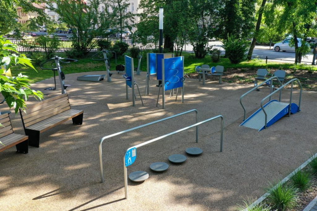 Plac TPD i miejska biblioteka walczą o tytuł...