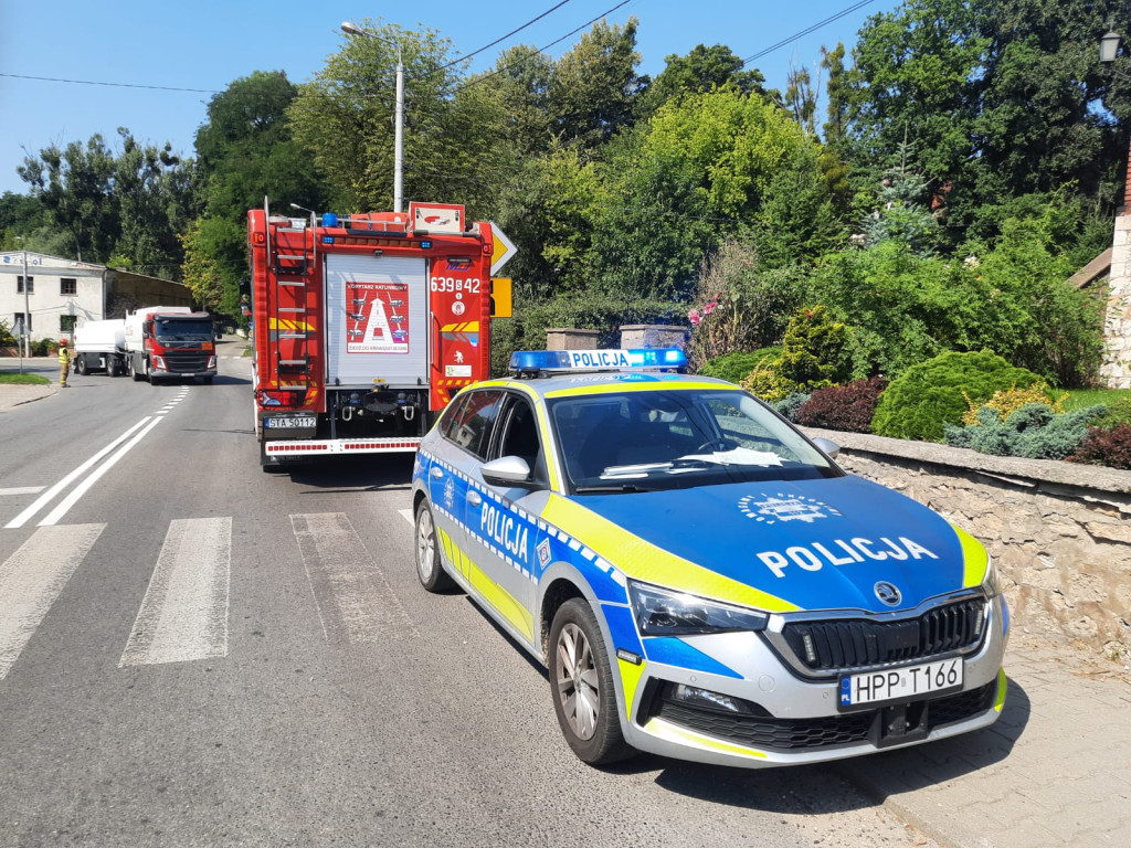 Powiat tarnogórski. Zderzenie osobówki i motocykla