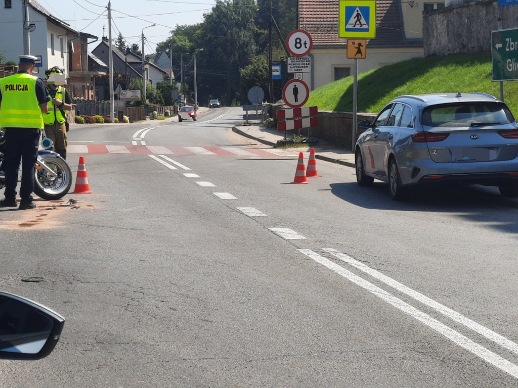Powiat tarnogórski. Zderzenie osobówki i motocykla