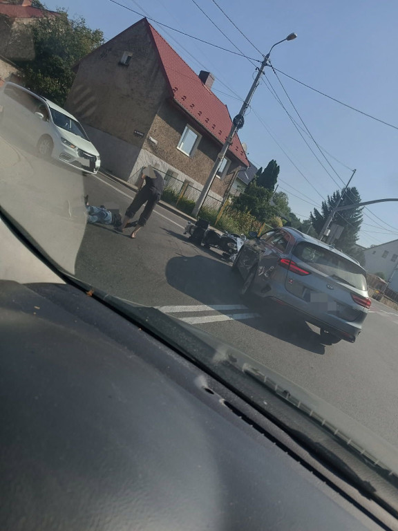 Powiat tarnogórski. Zderzenie osobówki i motocykla