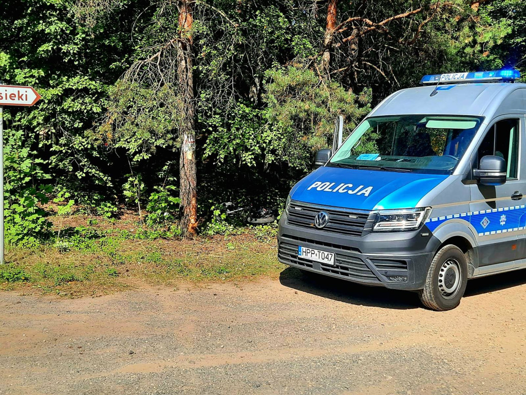 Miasteczko Śl. Wypadek z udziałem motocyklisty