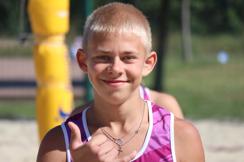 Wakacyjna siatkówka plażowa