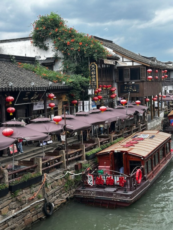 Biznes na obcasach. Księgowa w podróży i na rowerze