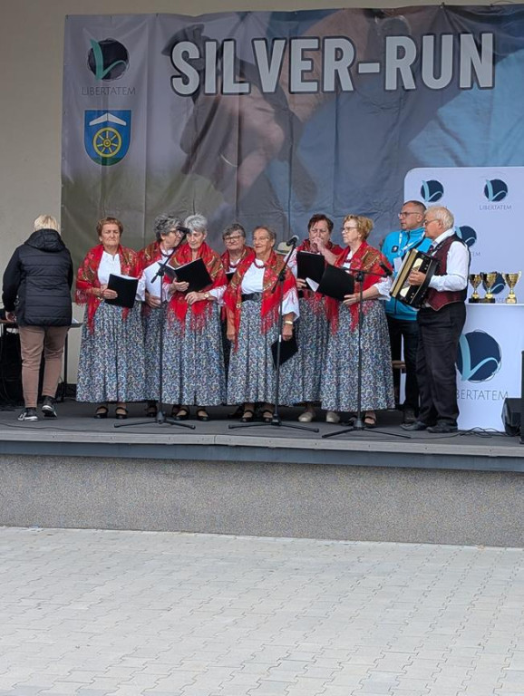 Silver-Run w Ożarowicach. Seniorzy na trasie