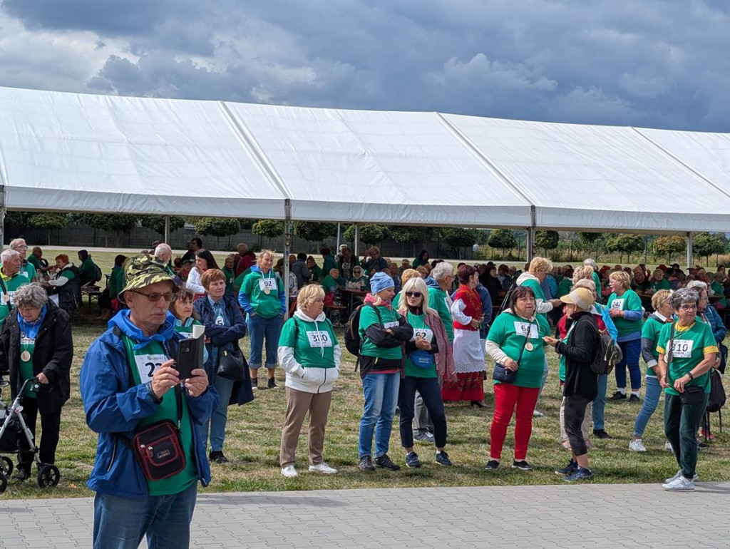 Silver-Run w Ożarowicach. Seniorzy na trasie