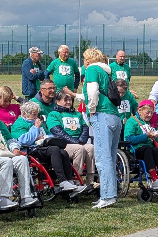 Silver-Run w Ożarowicach. Seniorzy na trasie