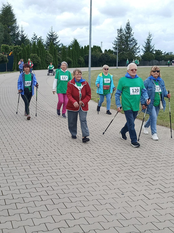 Silver-Run w Ożarowicach. Seniorzy na trasie