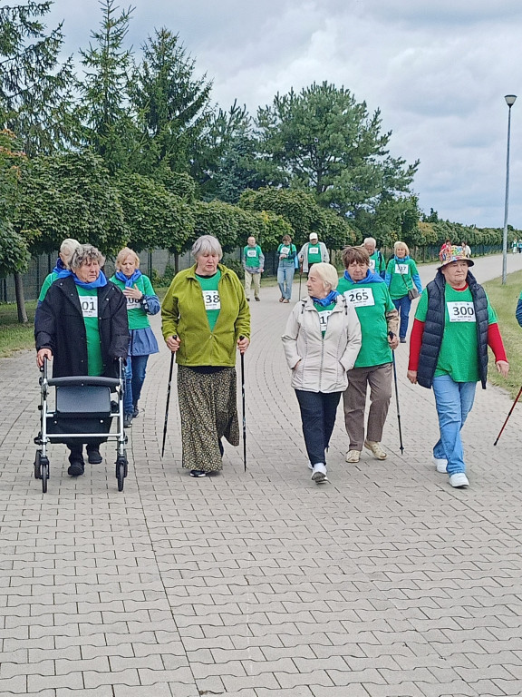 Silver-Run w Ożarowicach. Seniorzy na trasie
