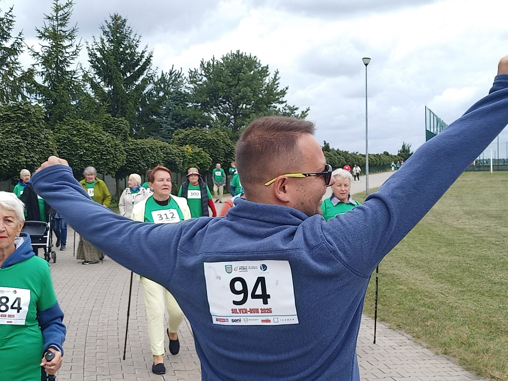 Silver-Run w Ożarowicach. Seniorzy na trasie