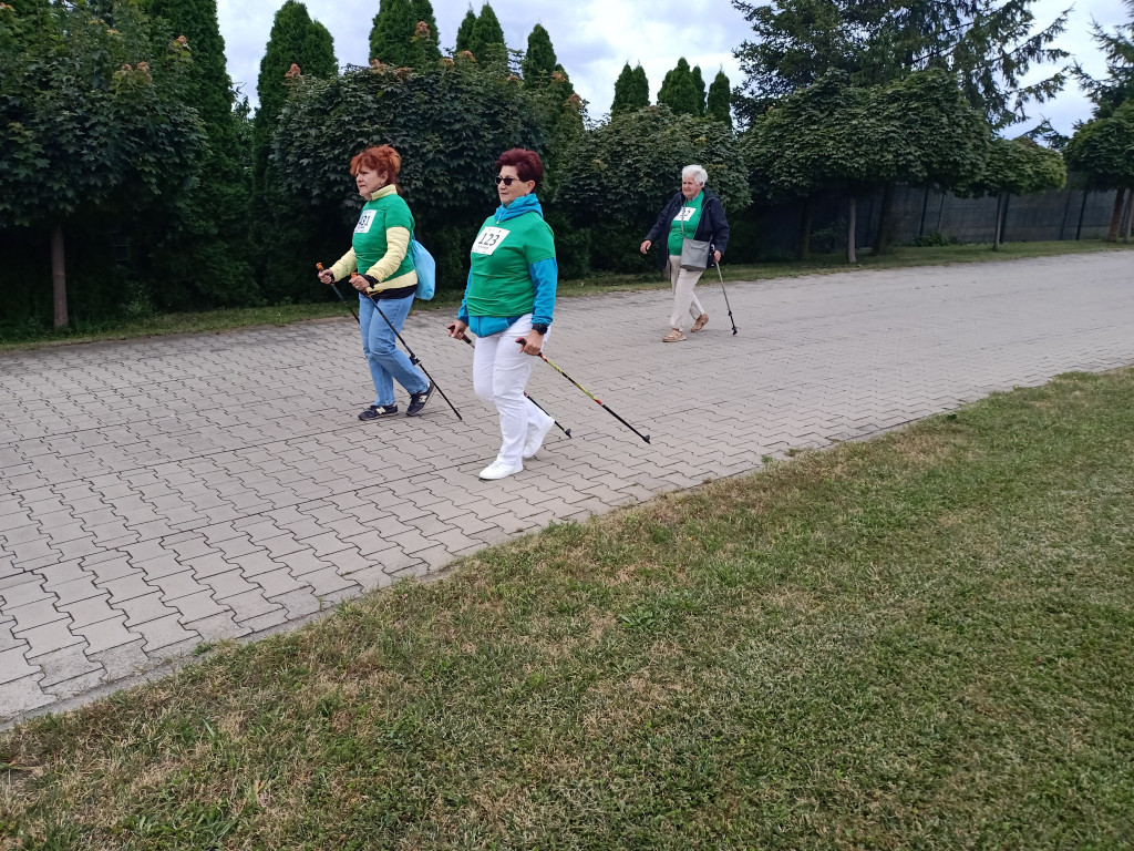 Silver-Run w Ożarowicach. Seniorzy na trasie