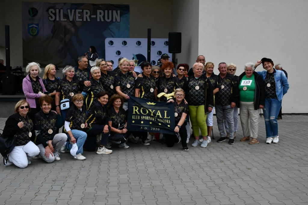 Silver-Run w Ożarowicach. Seniorzy na trasie