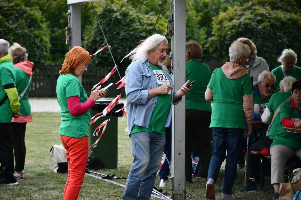 Silver-Run w Ożarowicach. Seniorzy na trasie