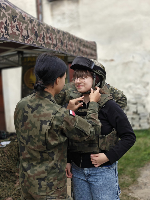 Tarnowskie Góry. Piknik i gra miejska z mundurowymi