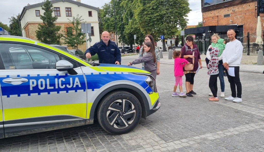 Tarnowskie Góry. Piknik i gra miejska z mundurowymi