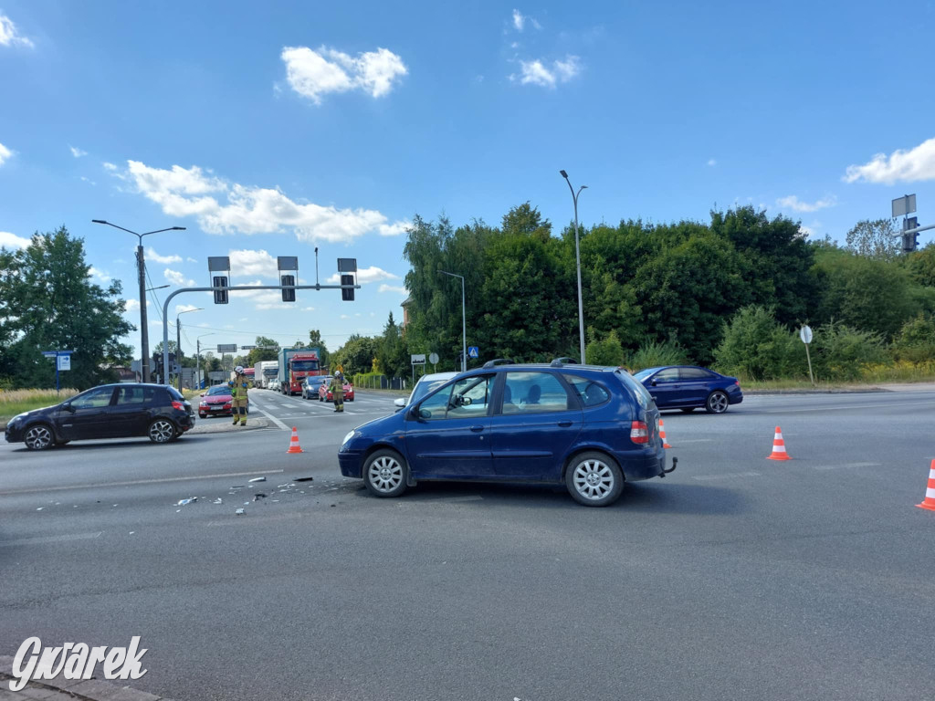 Tarnowskie Góry. Kolizja na obwodnicy