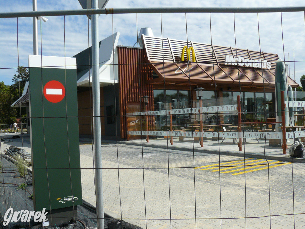 Świerklaniec. Restauracja McDonald\'s prawie gotowa