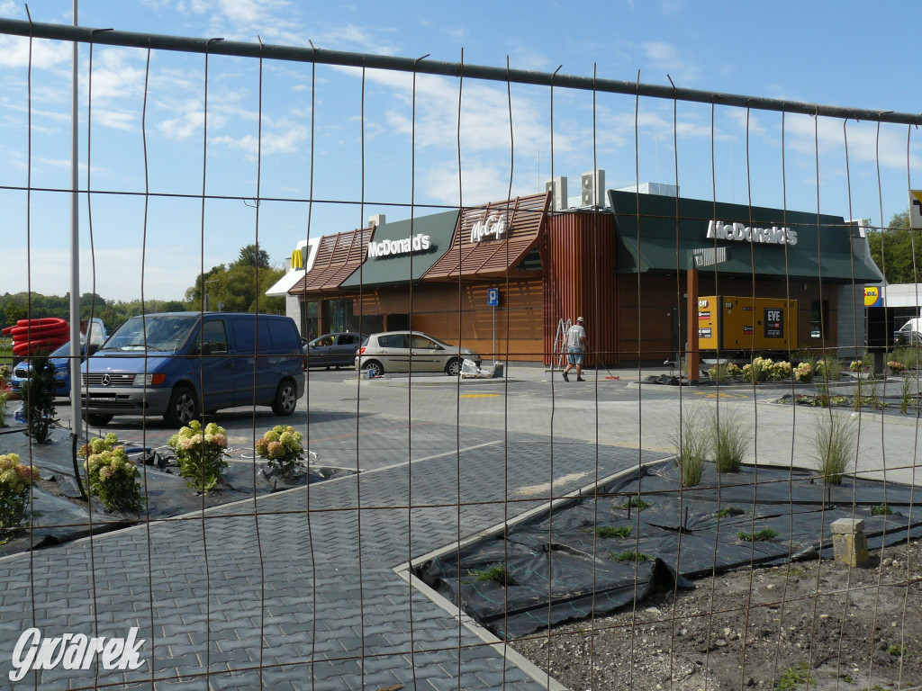 Świerklaniec. Restauracja McDonald\'s prawie gotowa