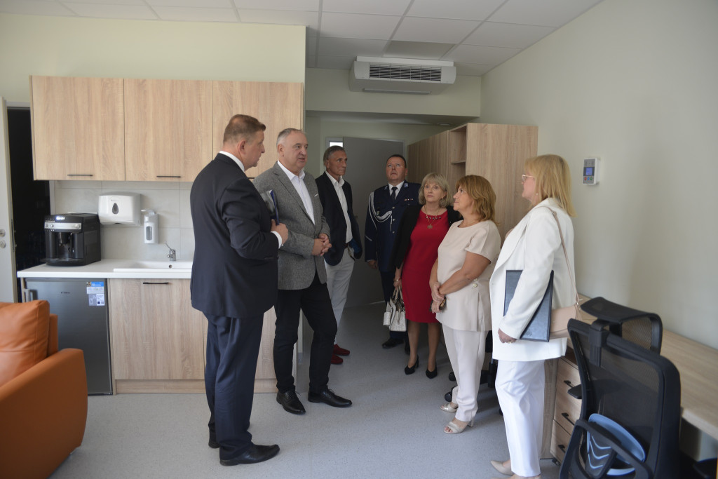 Tarnowskie Góry. Oddział oddany do użytku  przed teminem