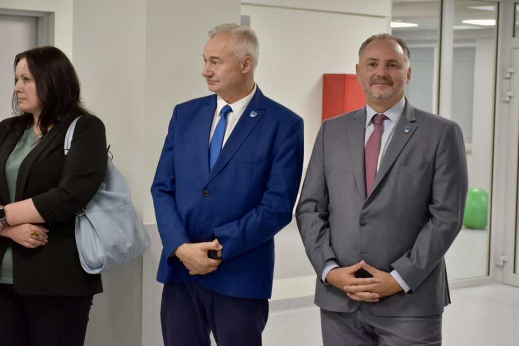 Tarnowskie Góry. Oddział oddany do użytku  przed teminem