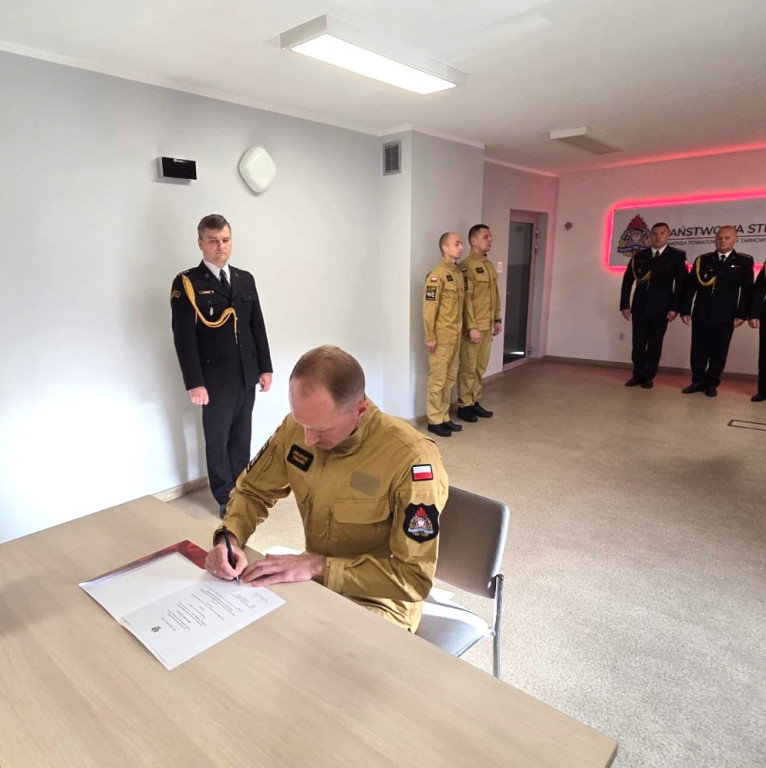 Tarnowskie Góry, Bytom. Ślubowania strażaków