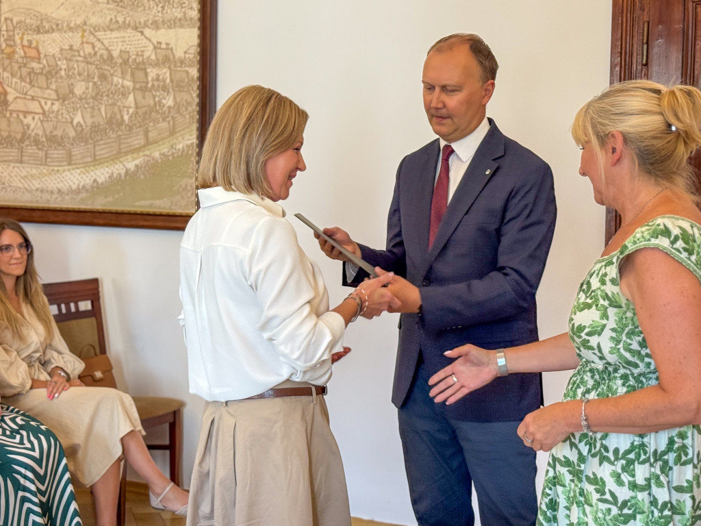 Tarnowskie Góry. Awanse nauczycieli