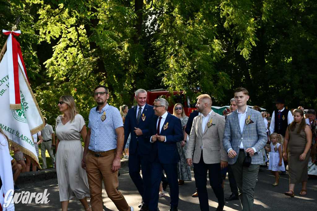 Świerklaniec. Dożynki w parku, pyszności przed pałacem