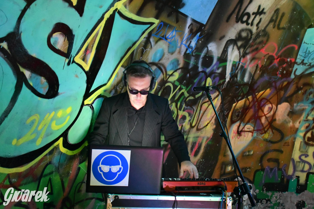 Strzybnica. Człowiek Widmo w parku Hutnika