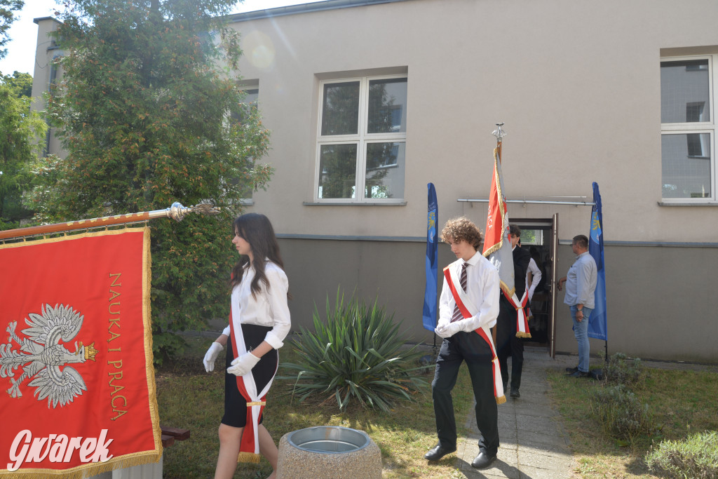 Tarnowskie Góry. Początek roku szkolnego w Sempie
