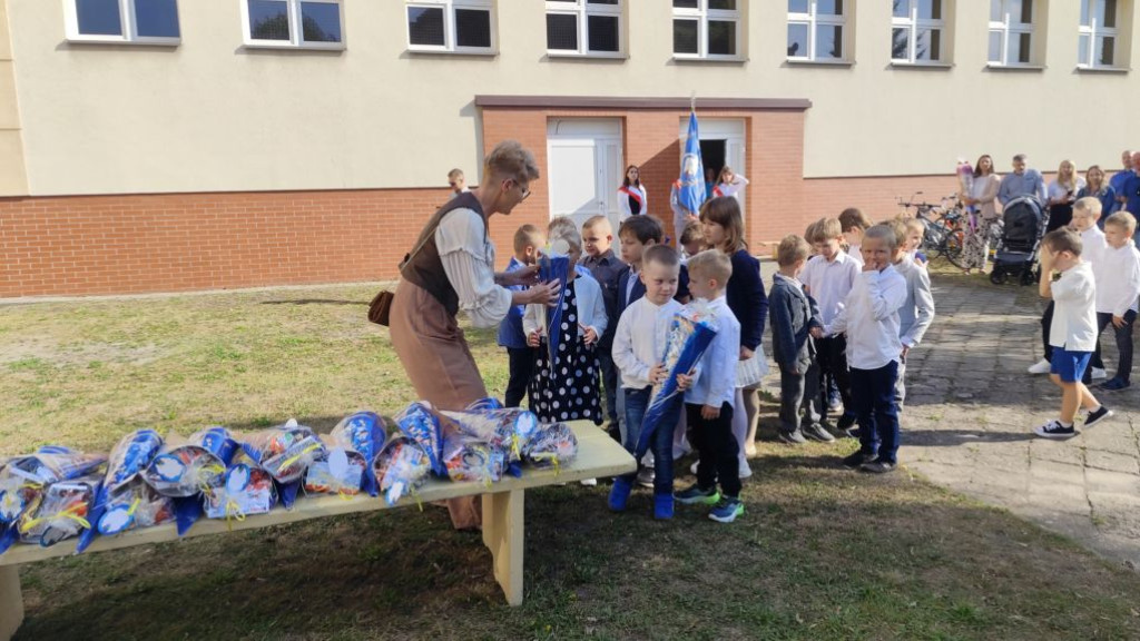 Tyty dla pierwszaków z Kalet