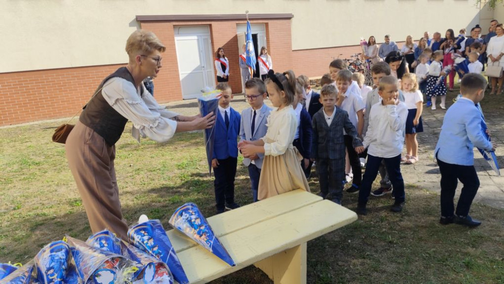 Tyty dla pierwszaków z Kalet