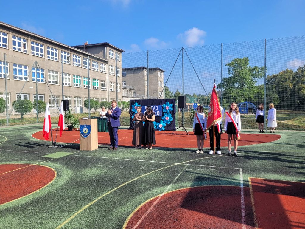 Powiat tarnogórski. Nowy rok szkolny