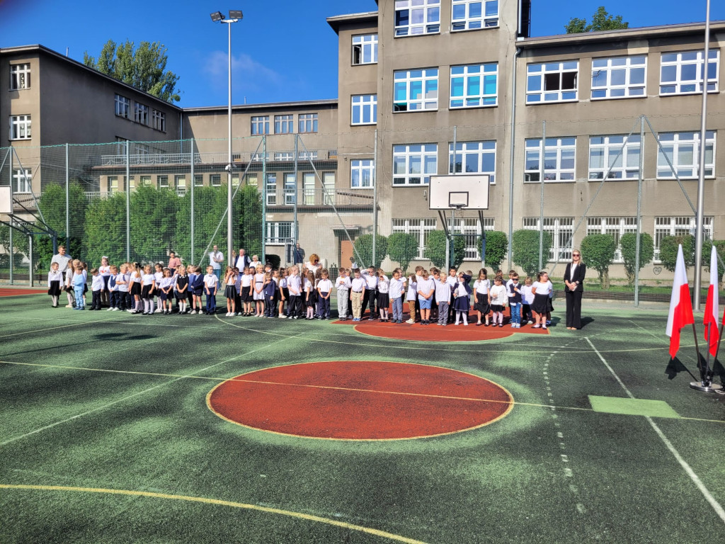 Powiat tarnogórski. Nowy rok szkolny