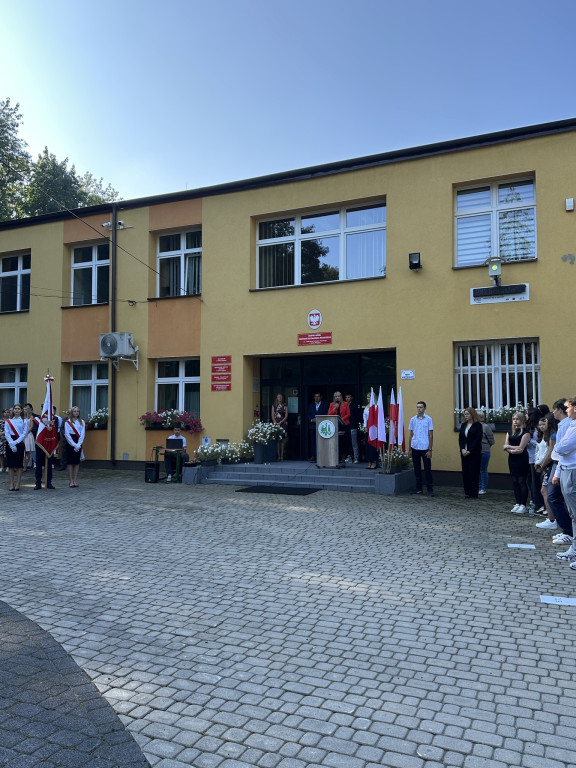 Powiat tarnogórski. Nowy rok szkolny