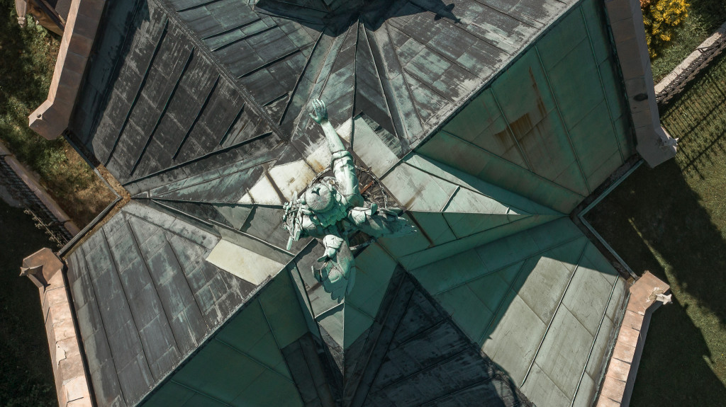 Świerklaniec Donnersmarcków w obiektywie Instytutu...