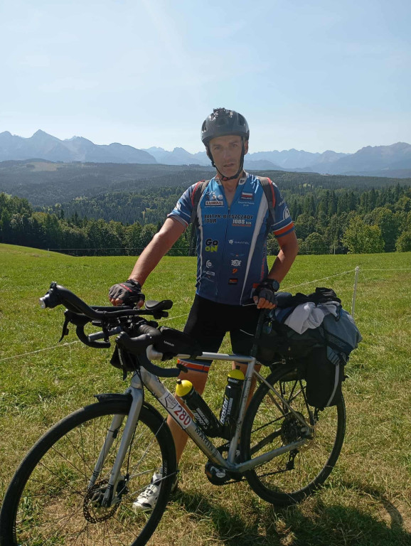 Mieszkaniec Radzionkowa zaliczył rowerowy maraton