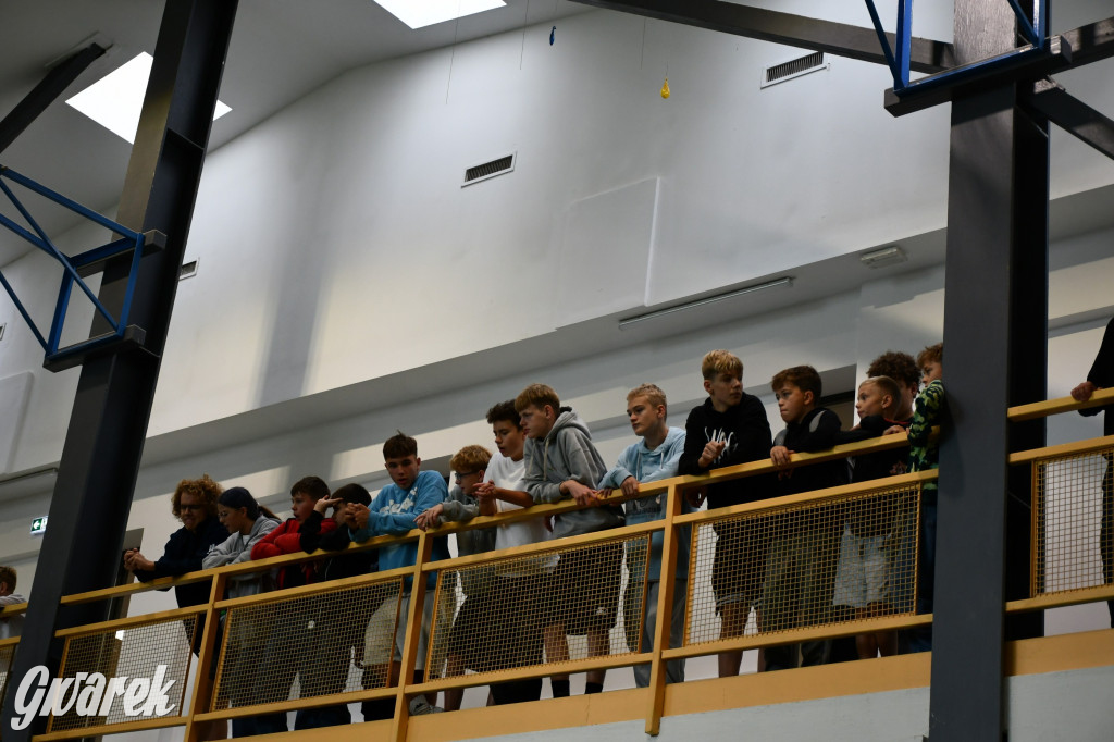 Repty Śląskie. Szkoła po przebudowie. Jak śląski dom