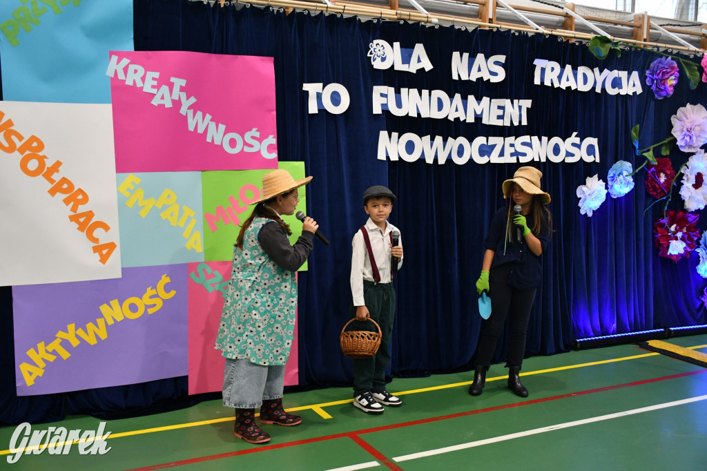 Repty Śląskie. Szkoła po przebudowie. Jak śląski dom